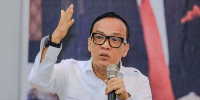 Terkena OTT KPK, Aktivis 98 Desak Hukuman Seumur Hidup untuk Wamenaker Immanuel Ebenezer