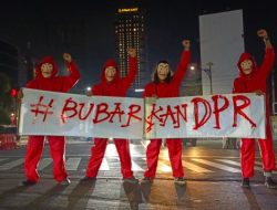 Gak Guna! Panas Isu Soal Wakil Rakyat, 2 Presiden Indonesia Pernah Berupaya Bubarkan DPR RI