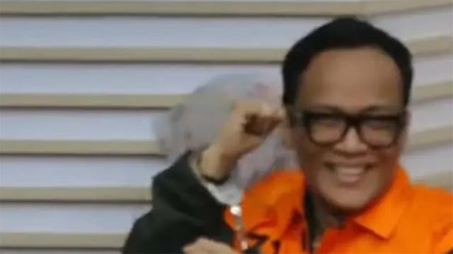 Noel Ebenezer Pakai Rompi Oranye Tahanan KPK