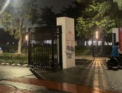 Duh, Fasilitas SUGBK Rusak dan Jadi Sasaran Vandalisme Imbas Demo 25 Agustus