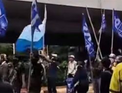 Bendera PAN Disabotase Demonstran