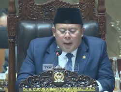 Tok! DPR Sahkan RUU Haji dan Umrah