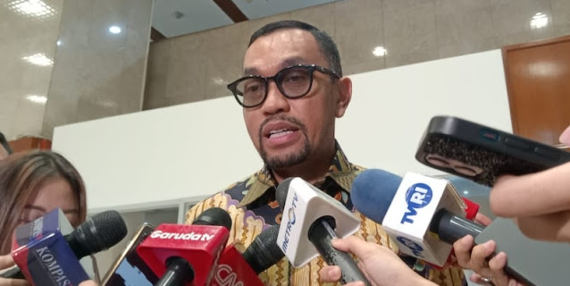 Warganet Ledek Sahroni Ngumpet saat DPR Dikepung Massa: Takut Ya?