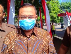 Bupati Pati Sudewo Irit Bicara saat Tiba di KPK