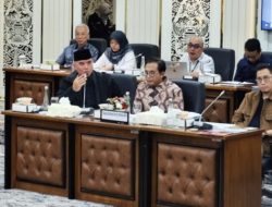 PANAS! Ahmad Dhani Hampir Diusir Gegara Interupsi Ariel-Judika Rapat di DPR