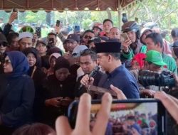 Anies Baswedan Hadiri Pemakaman Affan Kurniawan: Mari Beri Keteduhan-Perjuangkan Keadilan!