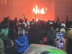 Ada Invisible Hand yang Bikin Aksi Cenderung Chaos