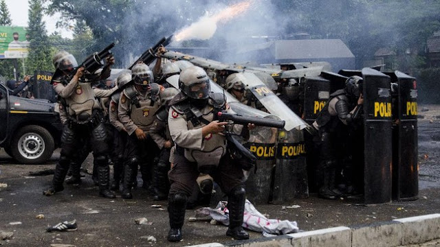 VIRAL Rekaman Suara Polisi Larang Posko Bantuan LBH Bandung di Polda Jabar: Kalau Pimpinan Lewat Gimana?