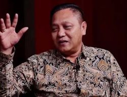 Usai Rumah Menkeu Dijarah Massa, Adhie Massardi: Kapan (Jutaan) Masa Depan Anak-anak Kami yang Kalian Jarah Dikembalikan?