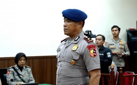 Breaking News, Personel Brimob Kompol Cosmas Kaju Gae Dipecat Tidak Hormat