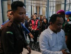Nadiem Makarim Tersangka Kasus Korupsi Laptop, Kerugian Negara Tembus Rp1,98 Triliun