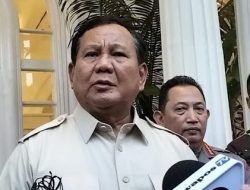 Kabinet di-Reshuffle, Bulan Madu Politik Prabowo-Jokowi Tamat