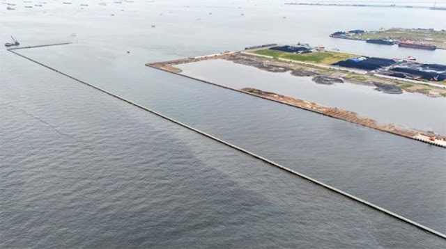 Viral Tanggul Beton di Laut Cilincing, Ini Penampakannya