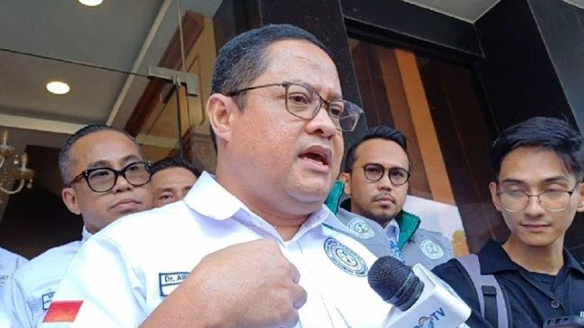 Hotman Paris Sebut Kasus Nadiem Makarim Sama dengan Tom Lembong, Ini Reaksi Ari Yusuf
