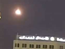 Kilatan Cahaya di Langit Madinah Bikin Jemaah Umrah Indonesia Panik