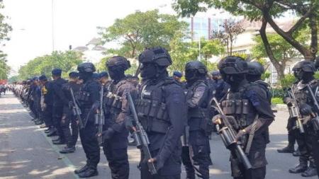 6.118 Personel Gabungan Amankan Demo Ribuan Ojol dan Mahasiswa Hari Ini