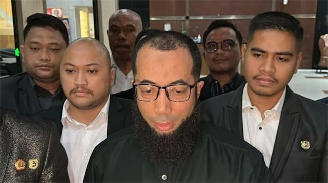 KPK Geram! Ustaz Khalid Basalamah Diduga Bocorkan Informasi Kasus Haji, Bakal Jadi Tersangka?