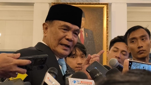 Cerita Djamari Chaniago Dikabari Sehari Sebelum Dilantik Jadi Menko Polkam