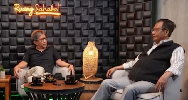 Ternyata Rocky Gerung Pernah Usul Mahfud MD Jadi Presiden dan Siap Jadi Tim Pemenangan