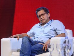 Rocky Gerung Kritik Syarat Minimal Pendidikan Capres-Cawapres