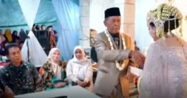 Kakek & Gadis Pacitan Hebohkan Media Sosial! Bulan Madu Mesra Mahar Fantastis Rp 3 Miliar