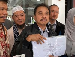 Roy Suryo Bongkar Dokumen Jokowi: Ijazah dari KPU DKI 99,9% Palsu!