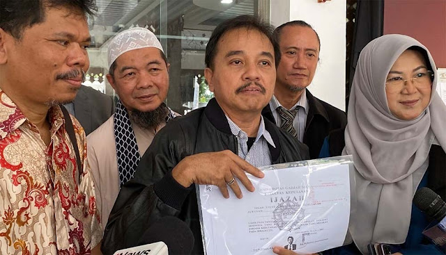 Roy Suryo Bongkar Dokumen Jokowi: Ijazah dari KPU DKI 99,9% Palsu!