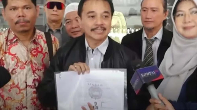Roy Suryo Bongkar Ijazah Jokowi di KPU DKI: Diduga 99,9% Palsu, Ciri-ciri Hurufnya Mengejutkan!
