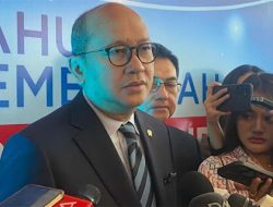 Bos Danantara Bakal Evaluasi Whoosh! Purbaya Ogah Bayar Utang, Masa Depan KRL Cepat Ini Dipertaruhkan