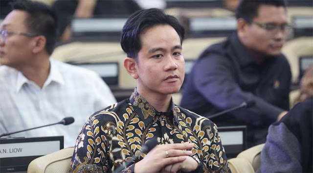 71% Publik Puas! Gibran Dinilai Cerdas dan Visioner dalam Survei Poltracking