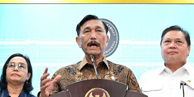 Luhut Ditegur Warganet: Jangan Coba Atur Presiden Prabowo!