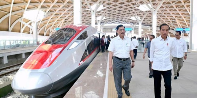 Luhut Dituding Mencla-Mencle Soal Whoosh, Pengamat Soroti Pentingnya Audit!