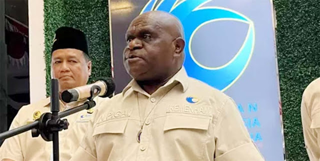3 Menteri Kinerja Buruk Versi CELIOS Dicap Pigai: Survei Itu Alat Kejahatan!