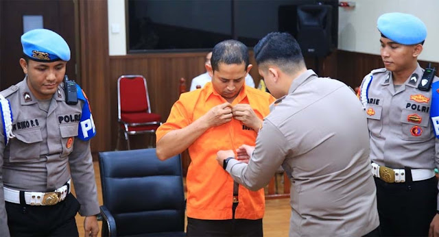 EKS KAPOLRES NGADA DIVONIS 19 TAHUN! Terungkap Modus Kekerasan Seksual ke 3 Anak