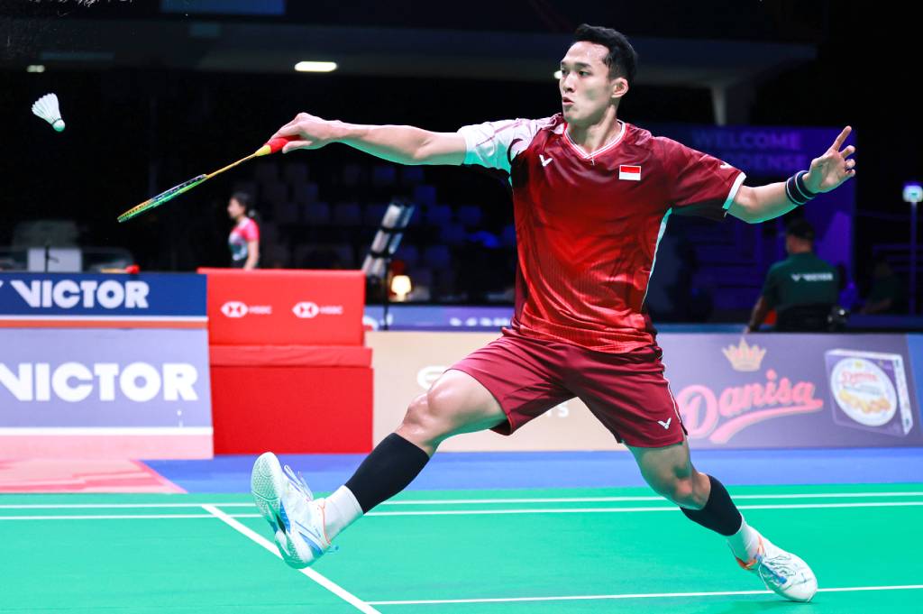 Jonatan Christie Taklukkan Kenta Nishimoto di French Open 2025, Lolos ke Babak Berikutnya!