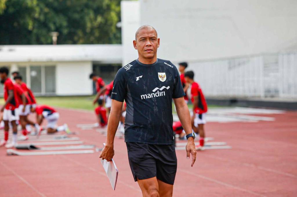 Nova Arianto Bocorkan Strategi Timnas Indonesia U-17 Menyambut Piala Dunia 2025