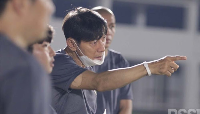 Shin Tae-yong Tolak Tawaran Kerja dari Asia Barat, Ini Alasan Sebenarnya: Kompensasi PSSI yang Masih Tersendat!