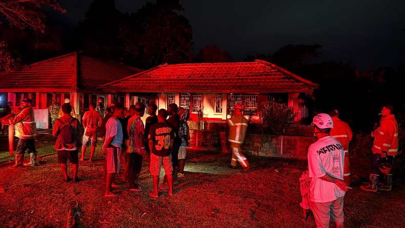 Asrama Sentra Pendidikan Mimika Hangus Dibakar, Diduga Pelakunya Siswa yang HP-nya Hilang