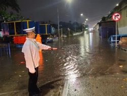 Tol Meruya Srengseng Ditutup Sementara Akibat Banjir, Ini Rute Alternatifnya