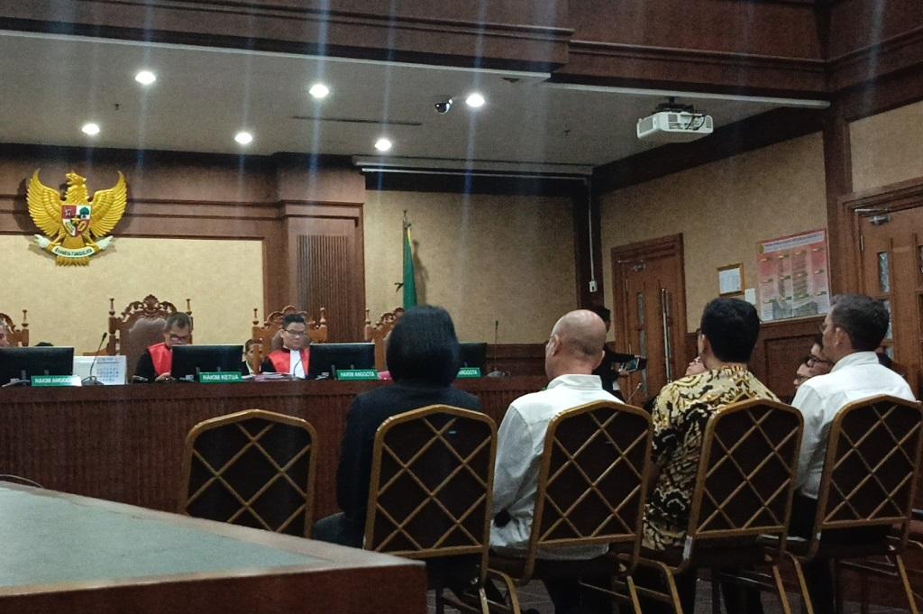 Ary Bakri & Marcella Santoso Didakwa Suap Hakim Rp40 Miliar untuk Bebaskan Kasus CPO!