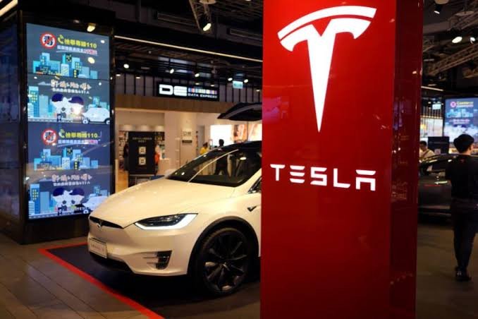 Ledakan Penjualan Tesla Pacu Pendapatan ke US$28,1 Miliar!