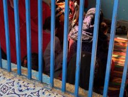Anak-anak di Penjara Pakistan: Hidup dan Tumbuh di Balik Jeruji Besi