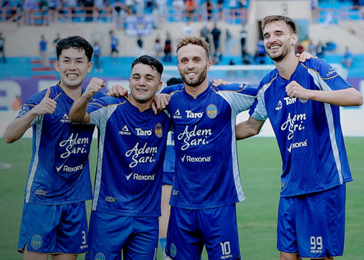 Rahasia Jean-Paul van Gastel Bangkitkan PSIM: Kunci Menang 2-0 atas Dewa United Terungkap!