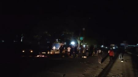 Ricuh di Sorong, Protes Pembakaran Mahkota Cenderawasih Berujung Bentrok dengan Aparat