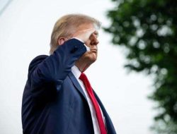 Trump Hentikan Negosiasi Dagang dengan Kanada: Ternyata Ini Pemicu Kontroversialnya!