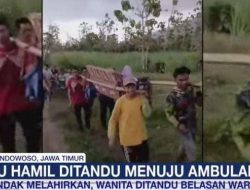 Ibu Hamil di Bondowoso Digotong Warga Pakai Kursi & Bambu, Jalan Rusak Jadi Sorotan