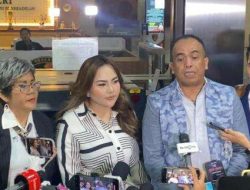 Lisa Mariana Usai Diperiksa Polisi sebagai Tersangka Kasus Dugaan Fitnah ke Ridwan Kamil