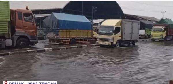 Pantura Semarang-Demak Akhirnya Lancar! Ini 5 Titik Rawan & Solusi Dishub