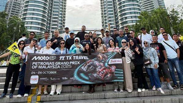 Heboh! Fans Indonesia Serbu Menara Petronas Sebelum MotoGP Malaysia 2025