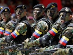 AS Kerahkan Kapal Induk & 6.000 Pasukan, Venezuela Siaga Hadapi Ancaman Militer